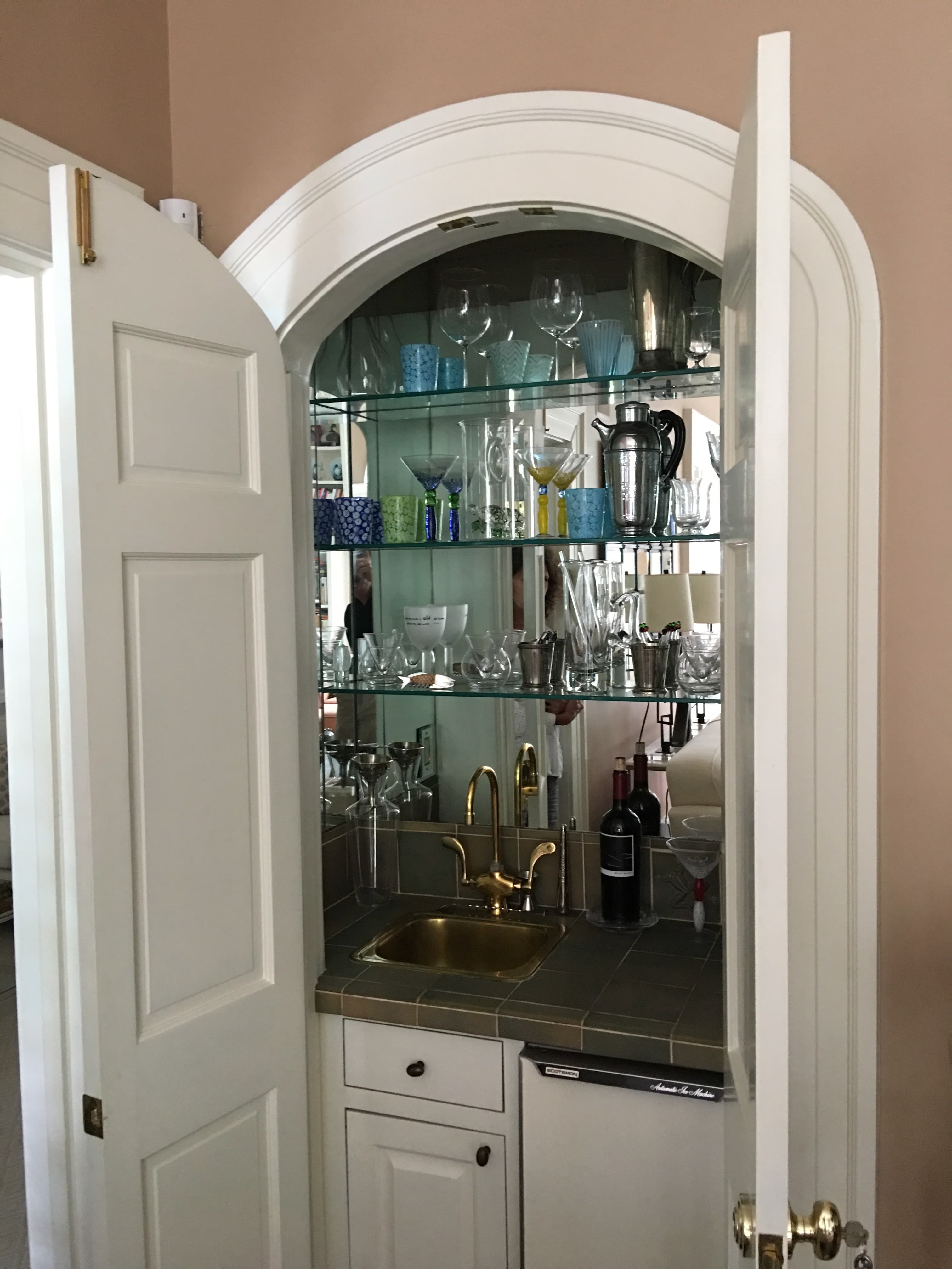 Shelves - Cabinets & Shelves project by Custom Glass Works