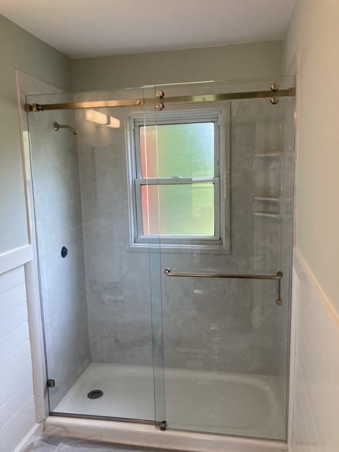 Serenity Series Shower - Cambridge & Serenity Showers project by Custom Glass Works