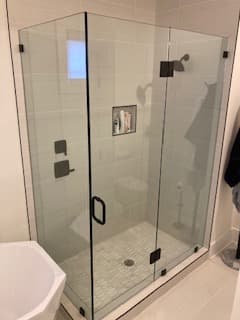 Frameless.3piece - Frameless Showers project by Custom Glass Works