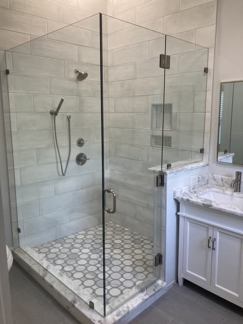 Frameless with Full Return - Frameless Showers project by Custom Glass Works